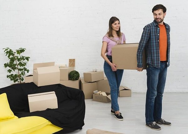 movers-640x480-7752778.jpeg