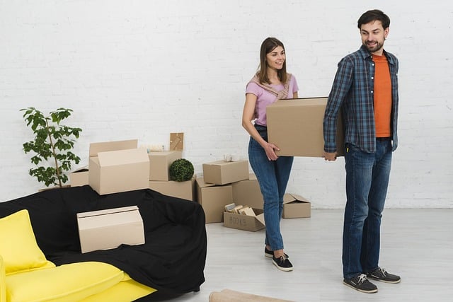 movers-640x480-7752778.jpeg