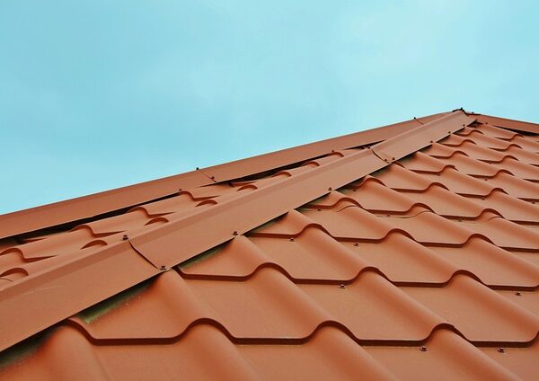 roofing-inspection-640x480-61974711.jpeg