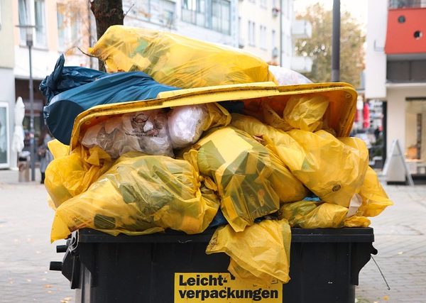dumpster-640x480-41327187.jpeg