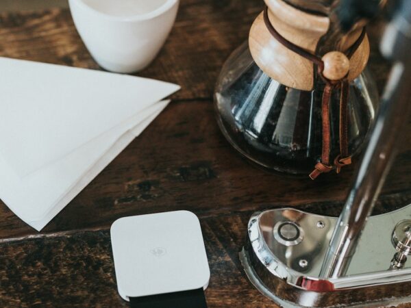cafe-640x480-58203792.jpeg