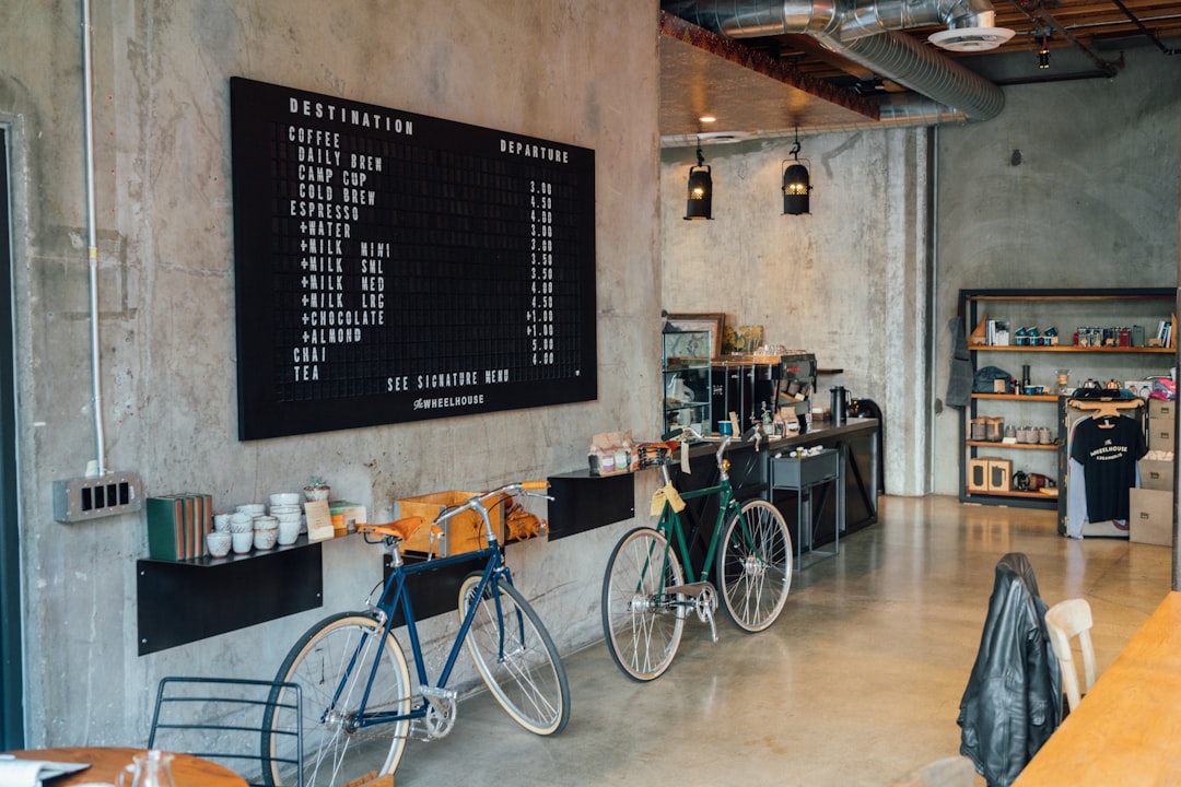 Uncover Top Cafes: Evaluating & Finding Hidden Gems Near You