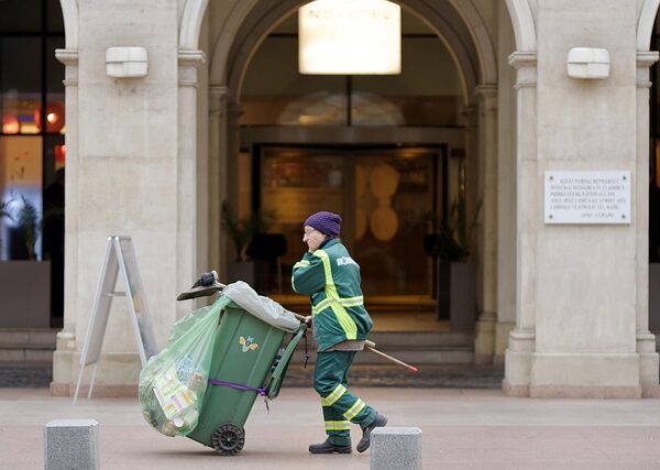 dumpster-640x480-94439948.jpeg