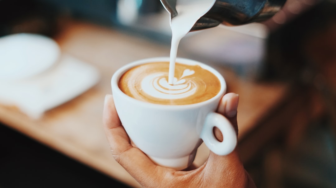 Uncover Unique Cafe Gems: Navigate Your City’s Characterful Spots