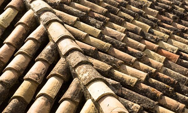 roofing-inspection-640x480-7026696.jpeg