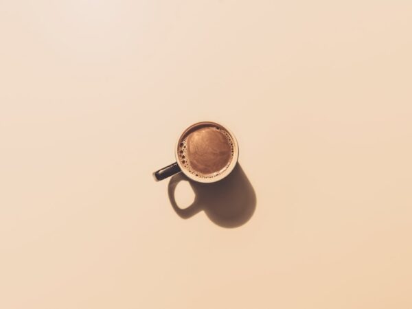 cafe-640x480-61584108.jpeg