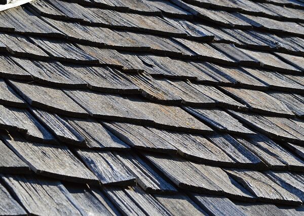 roofing-inspection-640x480-23510396.jpeg