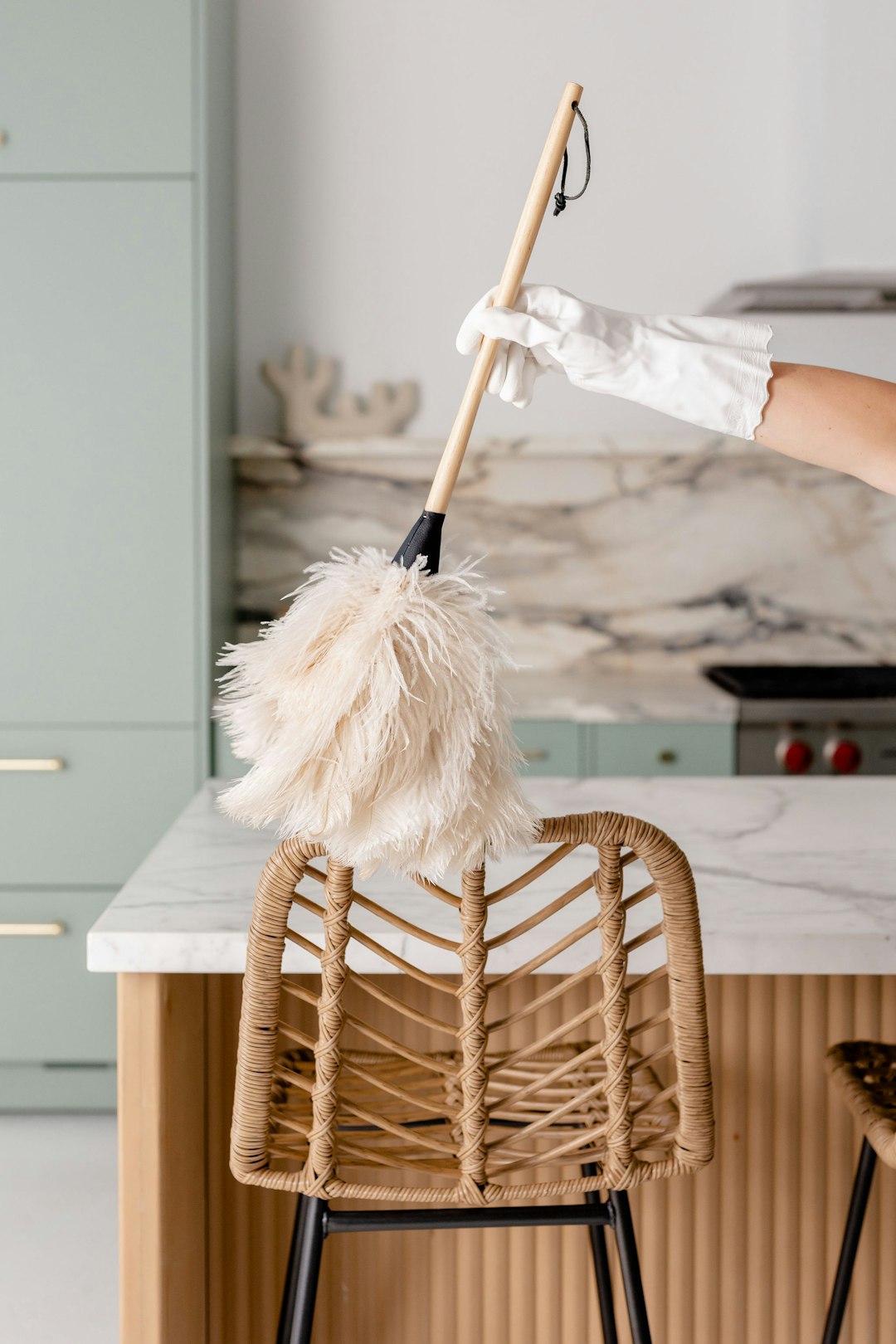 house-cleaning-in-florida-top-services-t-640x480-yotgf7